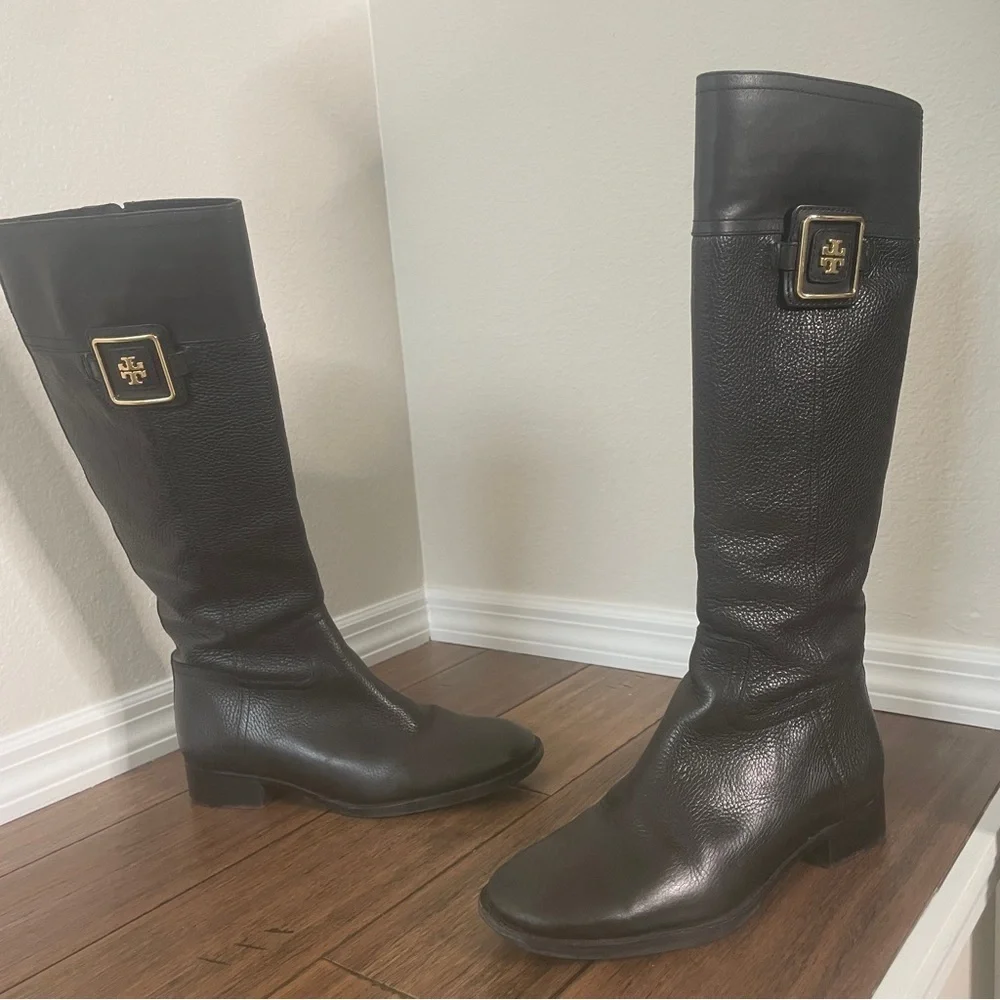 Tory Burch black grained leather riding boots zip up knee high boots vintage